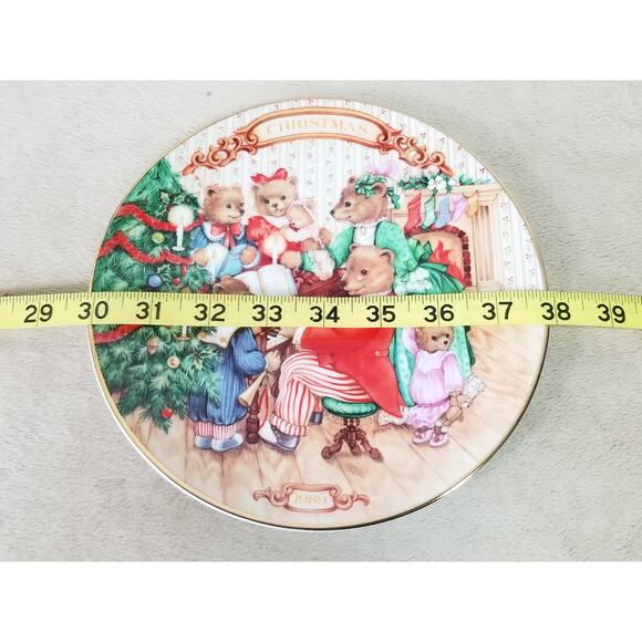 Christmas Avon Plate Together for Christmas 1989 Porcelain 8" Trimmed 22k gold - Picture 12 of 12